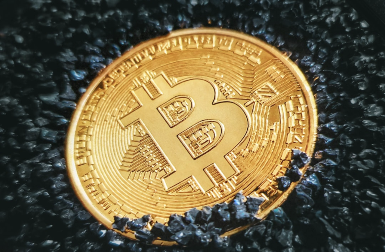 How Does Crypto Work? A Guide to Blockchain & Mining