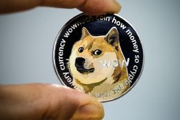 Memecoins em 2022: Shiba Inu, Dogecoin e mais - como investir, onde comprar e seu futuro