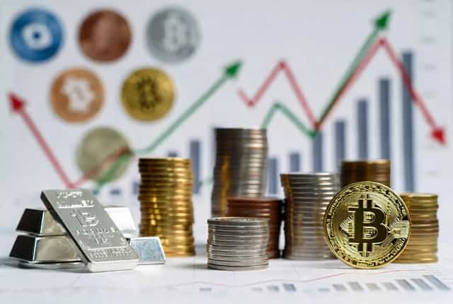 Vàng, Bạc, Tiền mặt, Cổ phiếu và Bitcoin: Nhà đầu tư bình thường nên lựa chọn như thế nào?