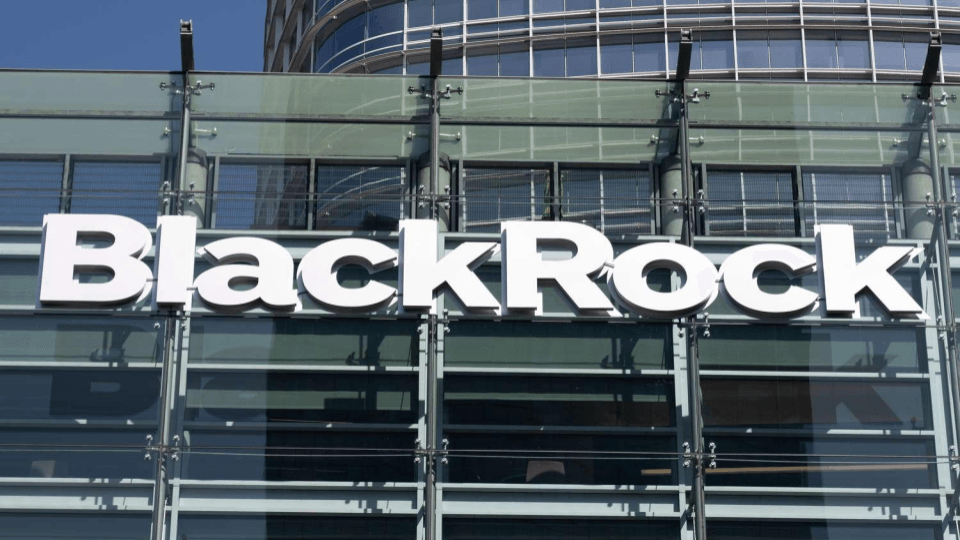 BlackRock Drives $118 Million Bitcoin ETF Inflow Surge: What the BlackRock-Dominated Day Signals for Bitcoin in 2026