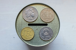 Australian 1 Dollar Coin: History, Design & Value